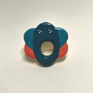 pattern brooch