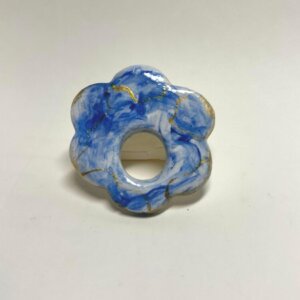 golden crack brooch